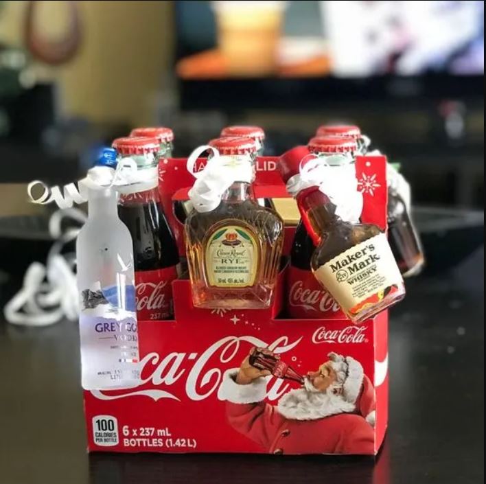 30. Coca + mini paquet cadeau